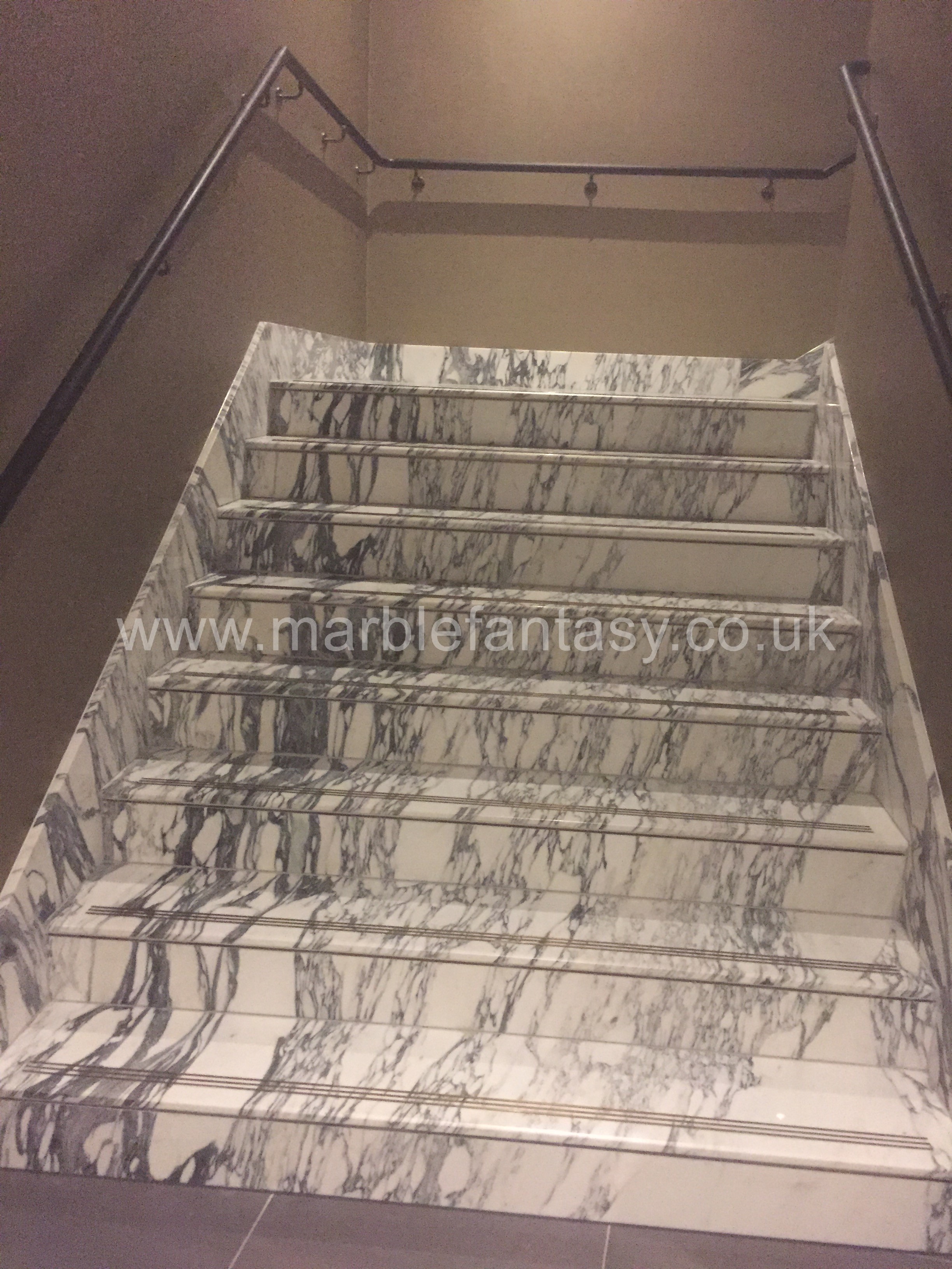 Arabascato Stairs